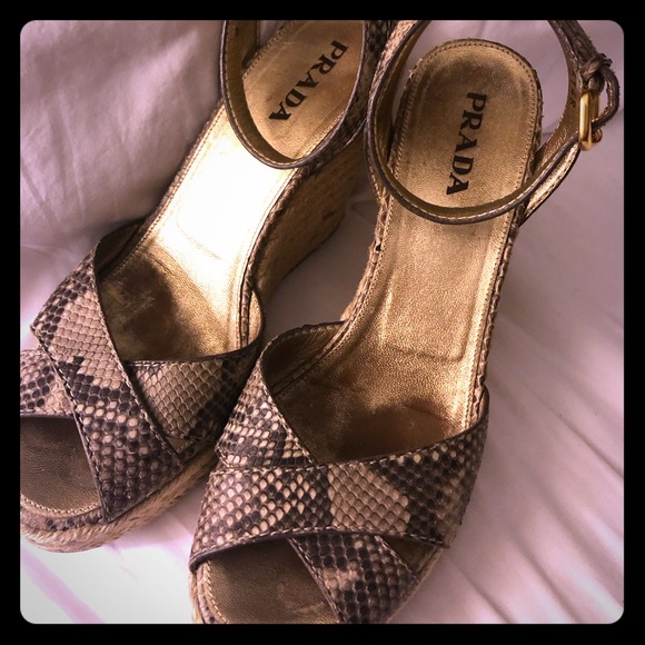 Shoes - Picture 1 of 3